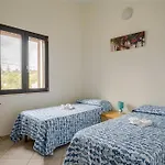 Casa Spaziosa Per Piu' Famiglie Hébergement de vacances