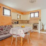 Casa Spaziosa Per Piu' Famiglie Hébergement de vacances