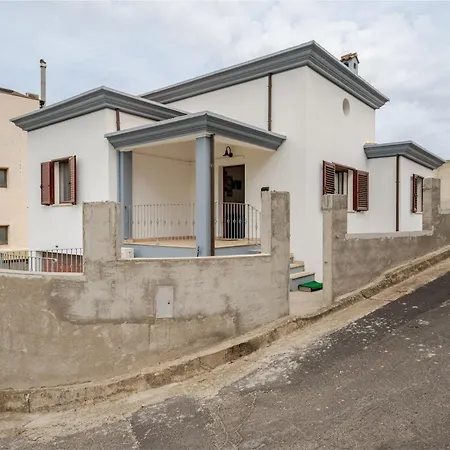 Dom wakacyjny Casa Spaziosa Per Piu' Famiglie *